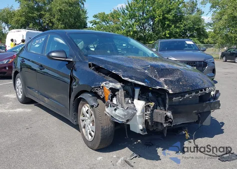 2017 Hyundai Elantra Se z USA, uszkodzony, nr VIN 5NPD74LF4HH143312